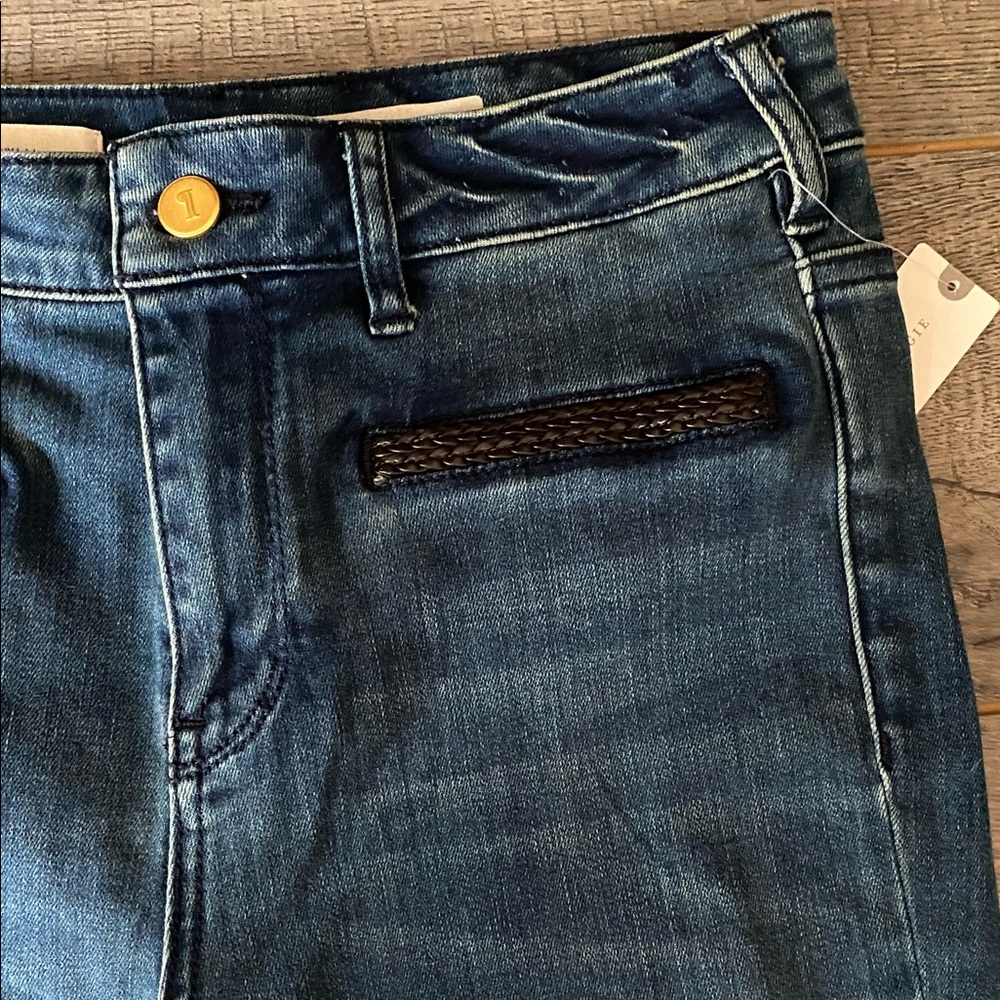 NWT Pilcro Braided Leather Pocket Detail Flare Leg Jeans, 28 - Picture 2 of 15